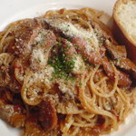 エスト! プロッシモ - 旭産豚レバーとソーセージのトマトソーススパゲッティーニ