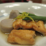 懐石 辻留 - 鰻、小芋、隠元の煮物アップ