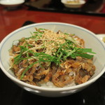 懐石 辻留 - 鱧皮丼アップ