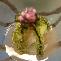 たか田八祥 - キスと海ブドウの和え物
                  