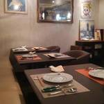 フレンチバール・レストラン　アンティーク - 