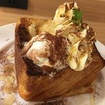 CAFE＆BAKERY MIYABI 神保町店 - 