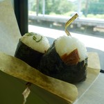 Sakuramusubi - ［2016/07］焼鯖ちらしおむすび(260円)とへしこおむすび(170円)