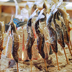 柳家 - 友釣りで獲った長良川の天然鮎の串焼き