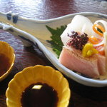 行楽庵 - 【向附】鯛・炙りトロ・サーモン