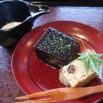 行楽庵 - 【水物】コーヒーゼリーと黒糖ケーキ