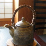 行楽庵 - 信楽焼、ほれぼれする色合いとフォルム