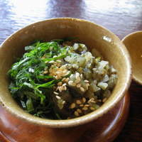 行楽庵 - 【お凌ぎ】大葉と柴漬けの飯蒸し