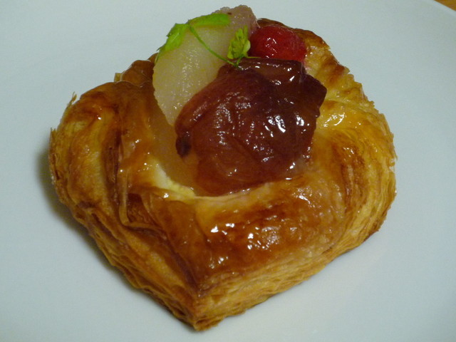 BOULANGERIE LA SAISON Hon Ten photo