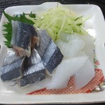 松原きっちん - サンマとイカも刺身