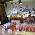 燻製屋 南保留太郎商店 - 店内の商品(2016年8月)