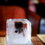 神戸にしむら珈琲店 - こちらが氷の器アイスコーヒーです。