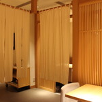 銀座　ふく太郎 - 広くてゆったりとした空間です。おちついた時間を過ごせますよ♪