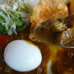 メリケン食堂 - ルーは牛筋カレー


お肉タップリでウマウマです。満足
