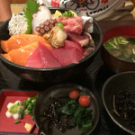 渥美の丼屋 まるみ - 