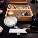 もてなしのかくれ家 すわや - 朝食の全体