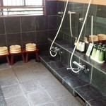 もてなしのかくれ家 すわや - 洗い場も3ヶ所