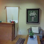 もてなしのかくれ家 すわや - こちらでチェックインします。