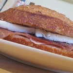 SONKA - バゲットだけでも食べられる旨さ