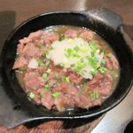 月のダイニング うさぎ - 豚かしら肉のステーキオニオンソースがけ 2016.08.18