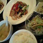 豚肉と野菜のトウチー炒め本日のランチ