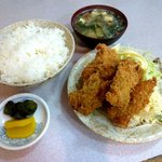 中田屋 - 牡蠣フライ定食（900円）