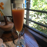 Hei Fung Terrace - マンゴーとグレープフルーツのノンアルコールカクテル