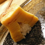 Edomae Sushi No Kaede - 天然鯛のすり身入り自家製のたまご焼き
