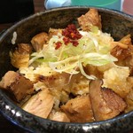かしや - チャーシュー丼がかなり旨い(*^^)v