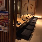 酒と料理のなつ - 座敷で宴会もできます。