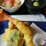 湯元岩見沢温泉なごみ - 炊き込みご飯&天ぷら(海老・いか・舞茸・ピーマン・かぼちゃ)