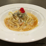 サヴァロッソ - クリームチャウダーソースが掛けられた特製パスタ