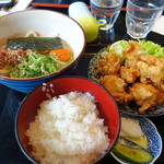 Sakedokoro Mendokoro Kinoshita - 大山鶏もも肉唐揚　麺セット