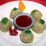 アジアンパーム - モモ（5個）￥700