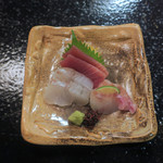鮨でですけ - 食べ放題のお刺身３点盛り