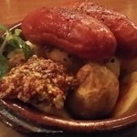 baru Publo - 【H28.2.13】 大和豚の極太ソーセージと新じゃがのロースト２本６００円。