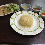 Boon Tong Kiat Singapore Chicken Rice - 料理写真:★6.5チキンライス