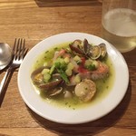 Bar Maquó - あさり、貝柱とキンメのサルサベルデ。これは美味い！！