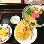 舩本うどん　 アミコ店 - 