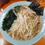 ラーメンショップ - ラーメン550円 & ネギ200円=ネギラーメンじゃん750円･･･
      普通の(ネギラーメン)と同じ姿でしたぁ〰