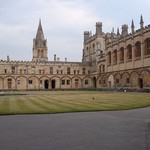 Waterstones - ハリーポッターのロケに使われたクライストチャーチ