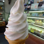 トレント洋菓子店  - ソフトクリーム