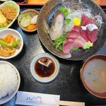 The　dining　YOSA八右衛門 - メイチダイ・カツオ・ワラサのお刺身盛り合わせ定食