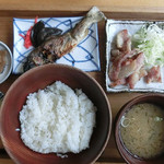 浜平温泉しおじの湯 - 岩魚定食