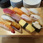 Sushi izakaya yatai zushi ichinoe ekimae chou - すし竹１２貫１２９９円税別