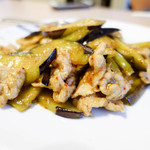 源来酒家 - 日替わり。豚肉と茄子のピリ辛