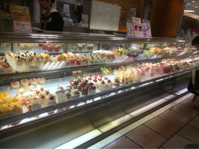 さすがは高級ケーキ By みうけん 新宿高野 京急上大岡店 上大岡 ケーキ 食べログ