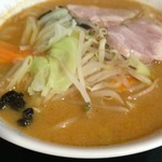 仙楽亭 - 激辛味噌ラーメン…辛く無い…(-_-)