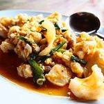 WANGSAI SEAFOOD - パッ・プラー・ムック・カイ・ケム（イカと卵の炒め物）wang sai