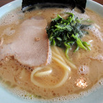 横濱家系らーめん 元喜家 - 2016年7月31日(日)　ラーメン(並)麺かため(680円)